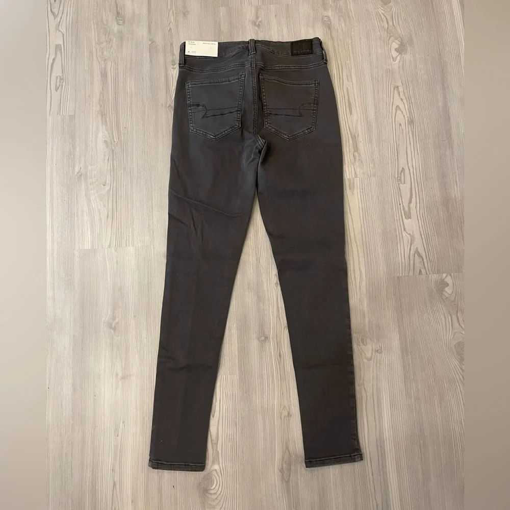 American Eagle Hi-Rise Jegging in Ne(x)t Level Stretch